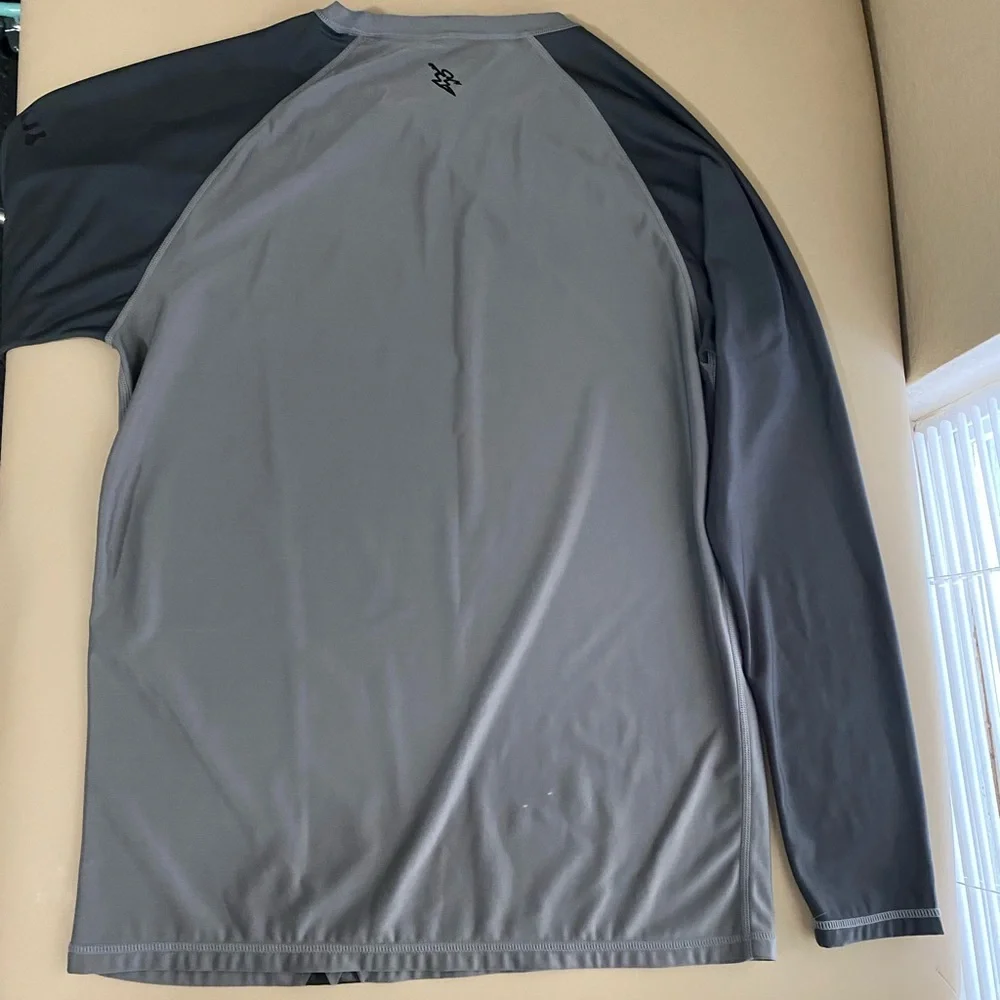 Dahui Rash Guard - Picture 7 of 11